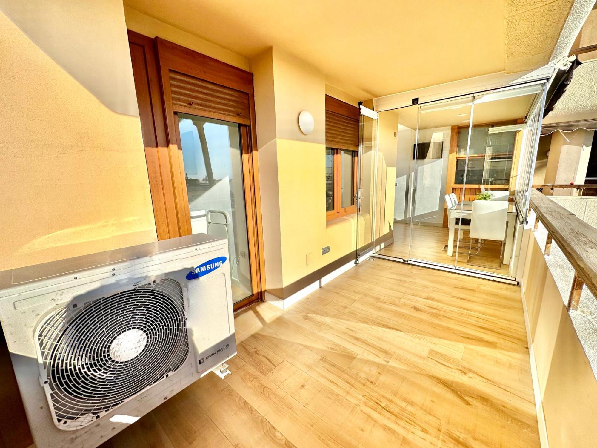 Gorgeous Apartment At The Sea In La Carihuela! Торремолинос Экстерьер фото
