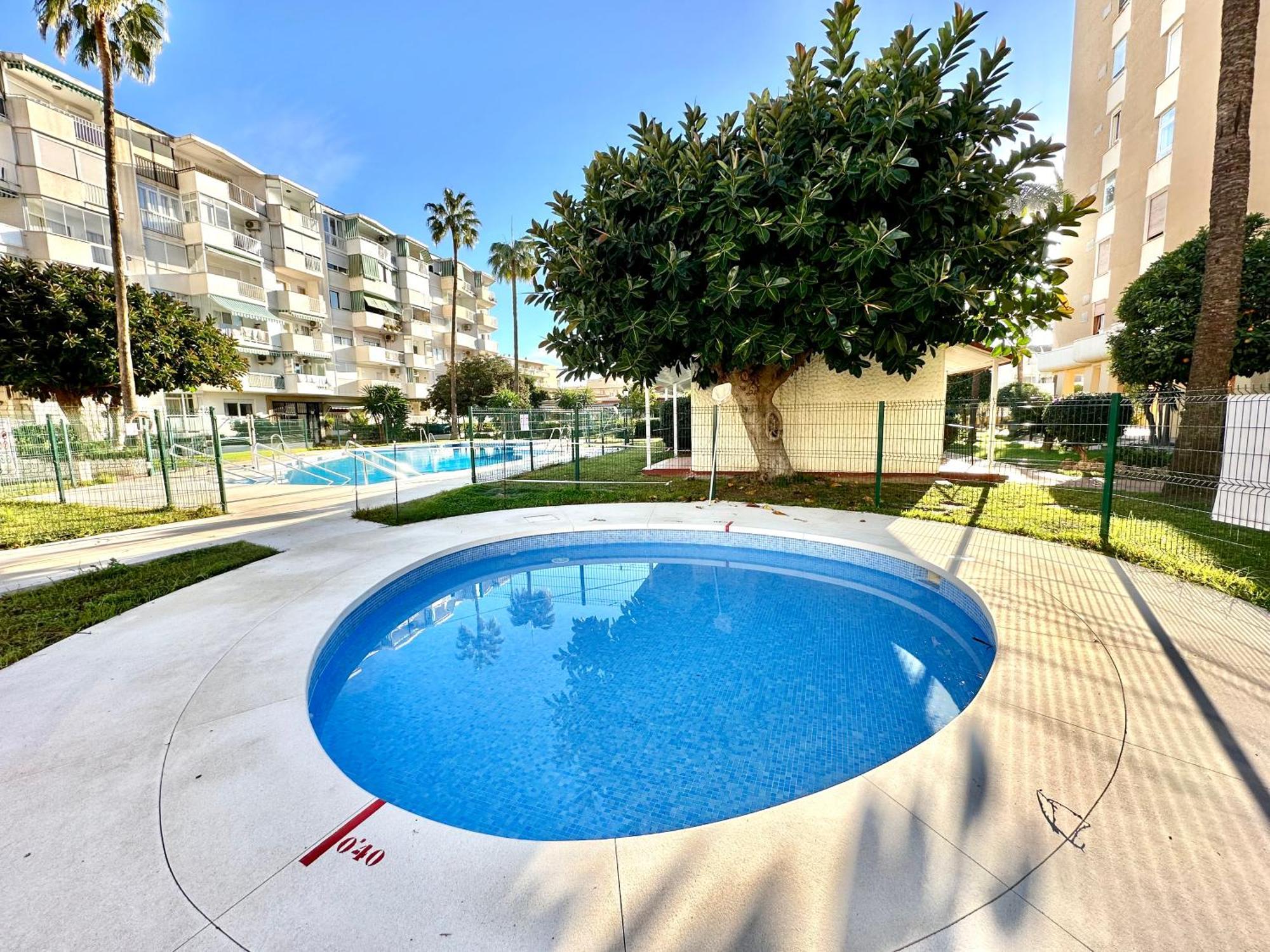Gorgeous Apartment At The Sea In La Carihuela! Торремолинос Экстерьер фото