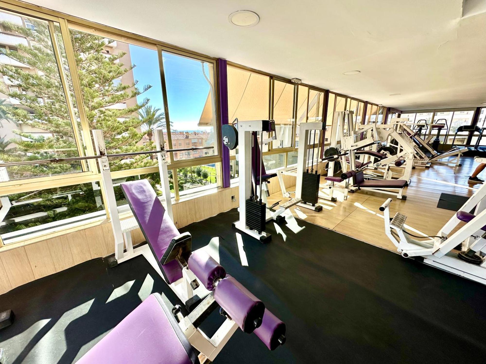 Gorgeous Apartment At The Sea In La Carihuela! Торремолинос Экстерьер фото